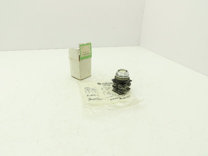 General Electric CR104PBG92A1 Pushbutton Switch Momentary 30mm