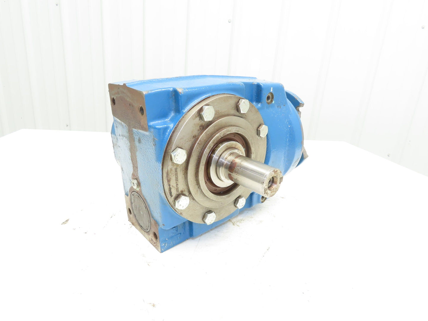 David Brown C062163.WAAR Helical Gearbox 63:1 Ratio 27rpm LH 140TC *Bad Flange*