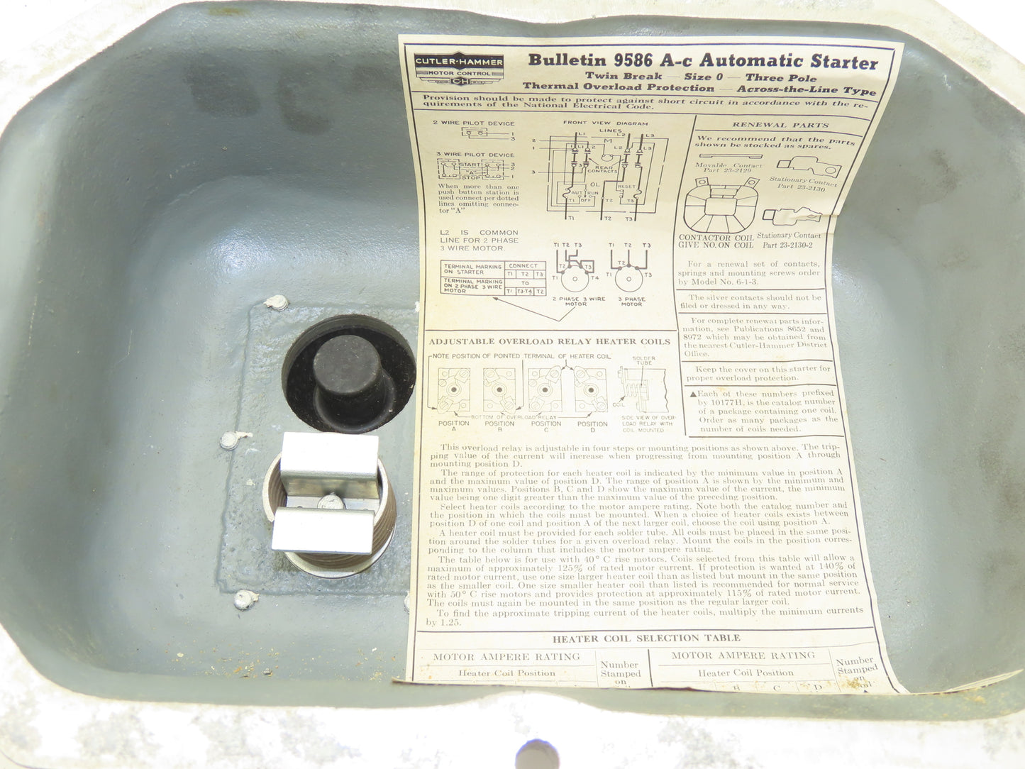 Cutler Hammer 6-1-3 Manual Motor Starter Control Enclosure 10x6.5x6" Haz Loc