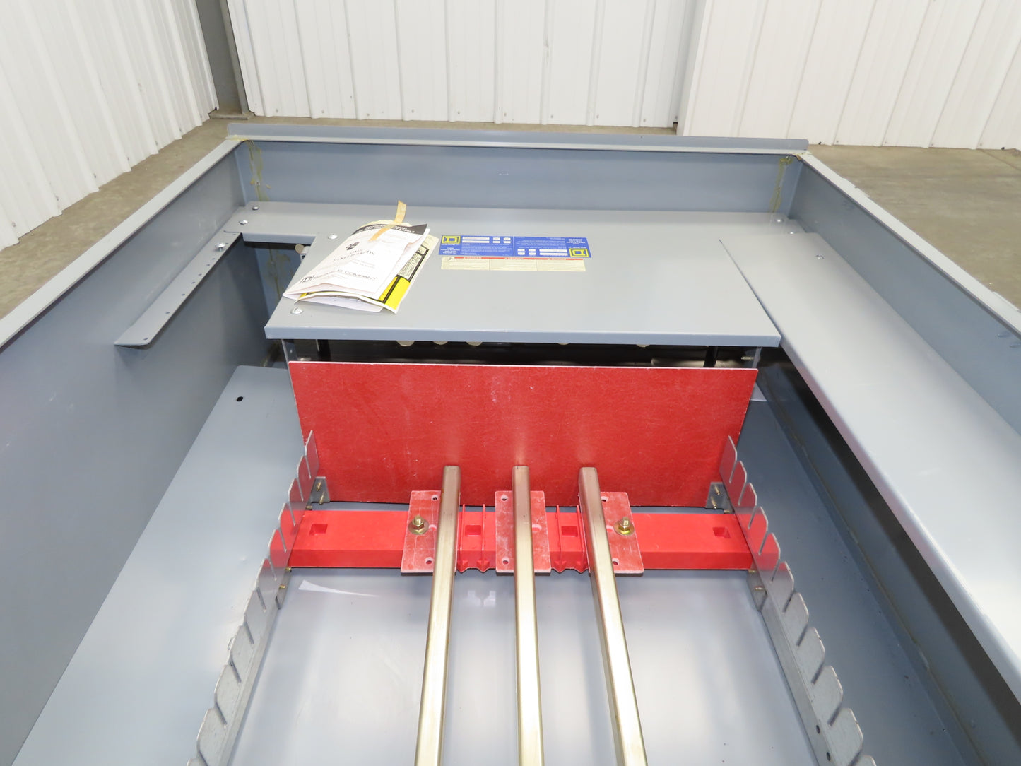 Square D QMB356645WP QMB Panelboard 200A 250VDC Load Center 3R Rainproof