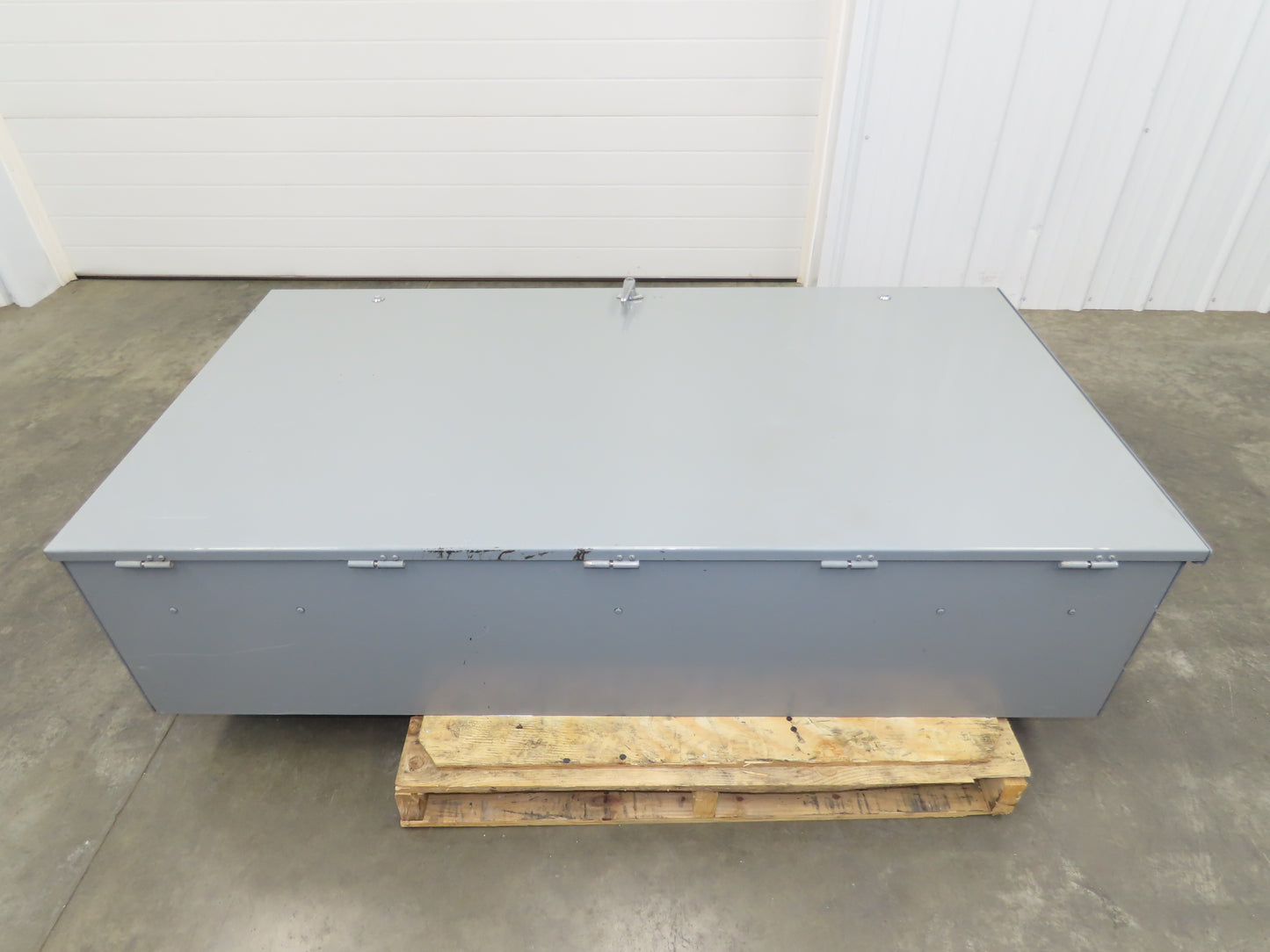 Square D QMB356645WP QMB Panelboard 200A 250VDC Load Center 3R Rainproof