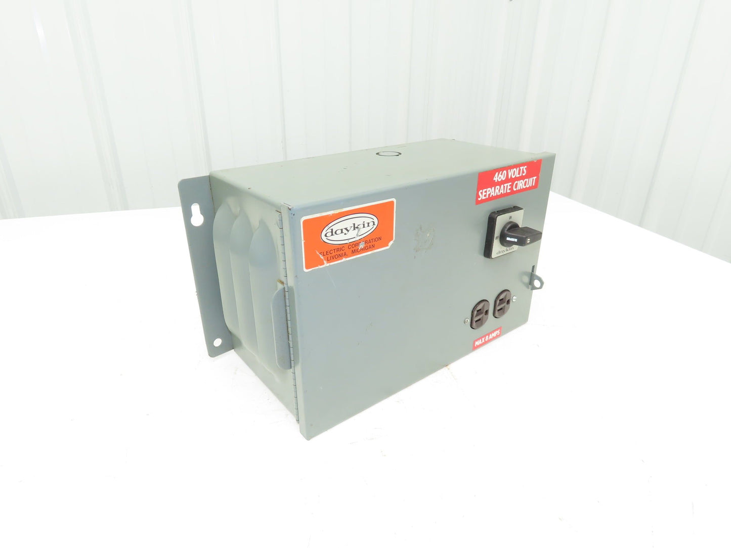 Daykin LIFS-01 Stepdown Power Transformer Disc 2000VA HV 460 LV 115 1PH 17A