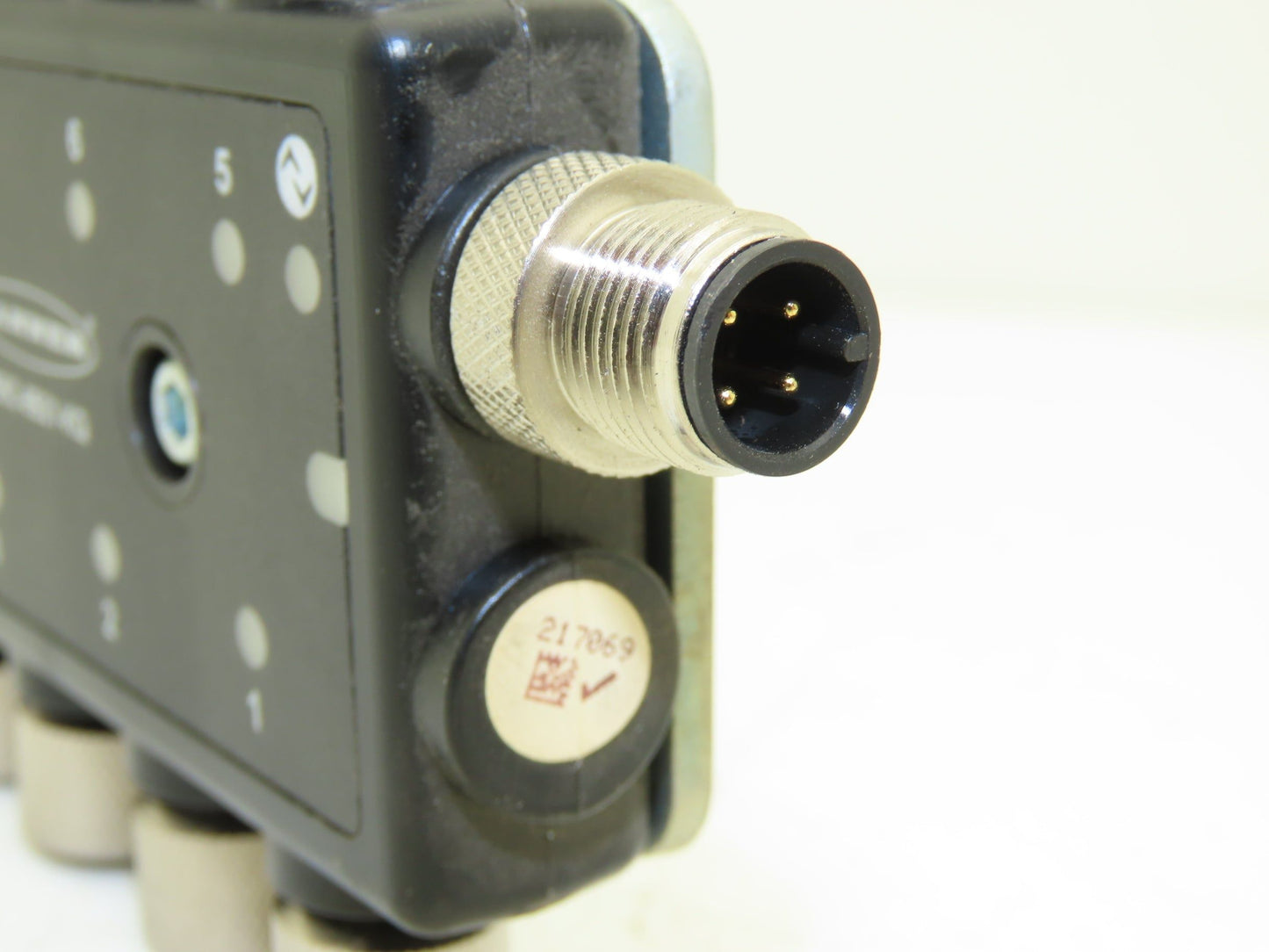 Banner R95C-8B21-KQ IO-link Hub Converter 8 port 4-pin M12 24 VDC