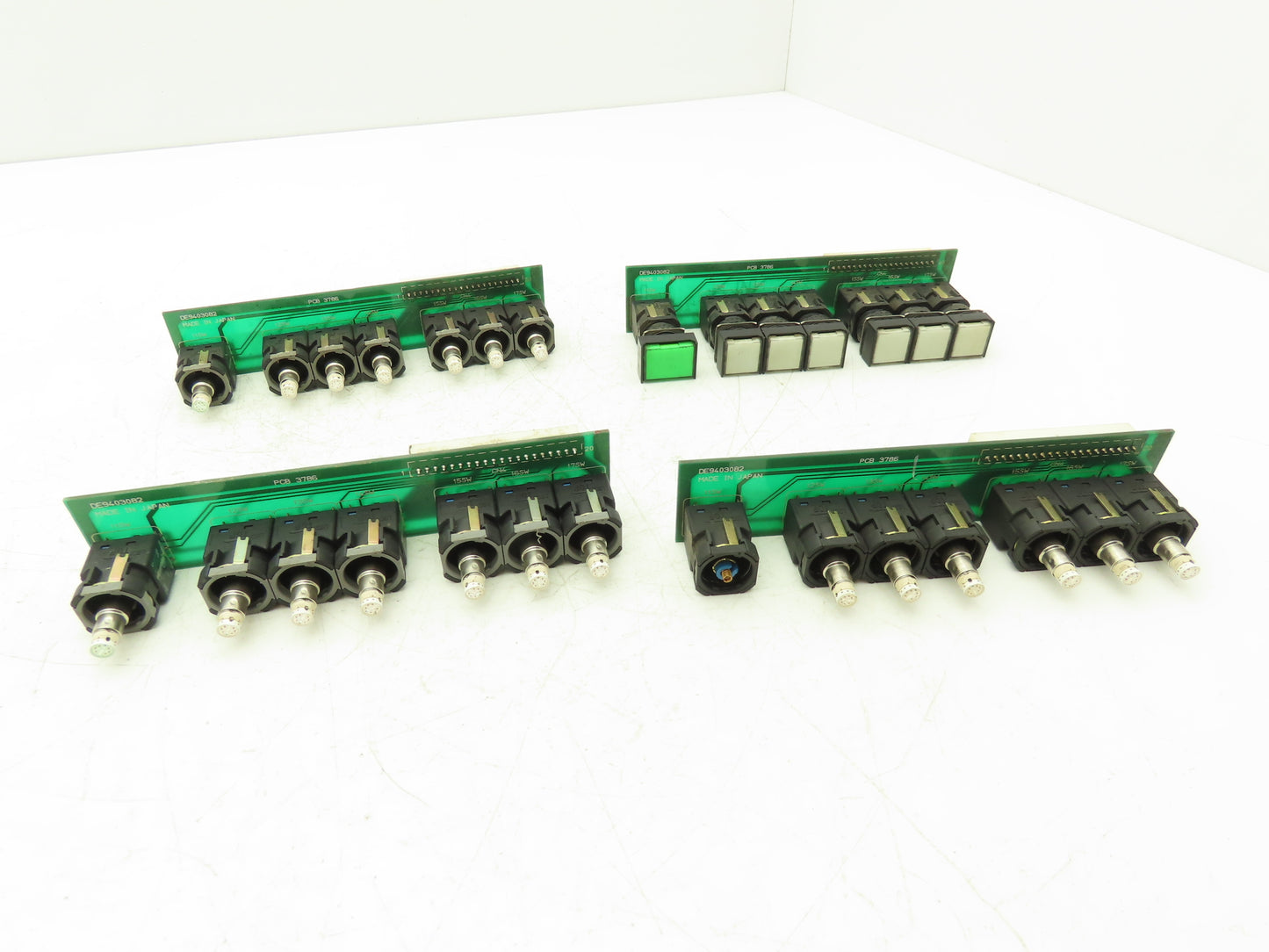 Yaskawa DE9403082 Push Button Switch Board Lot of 4