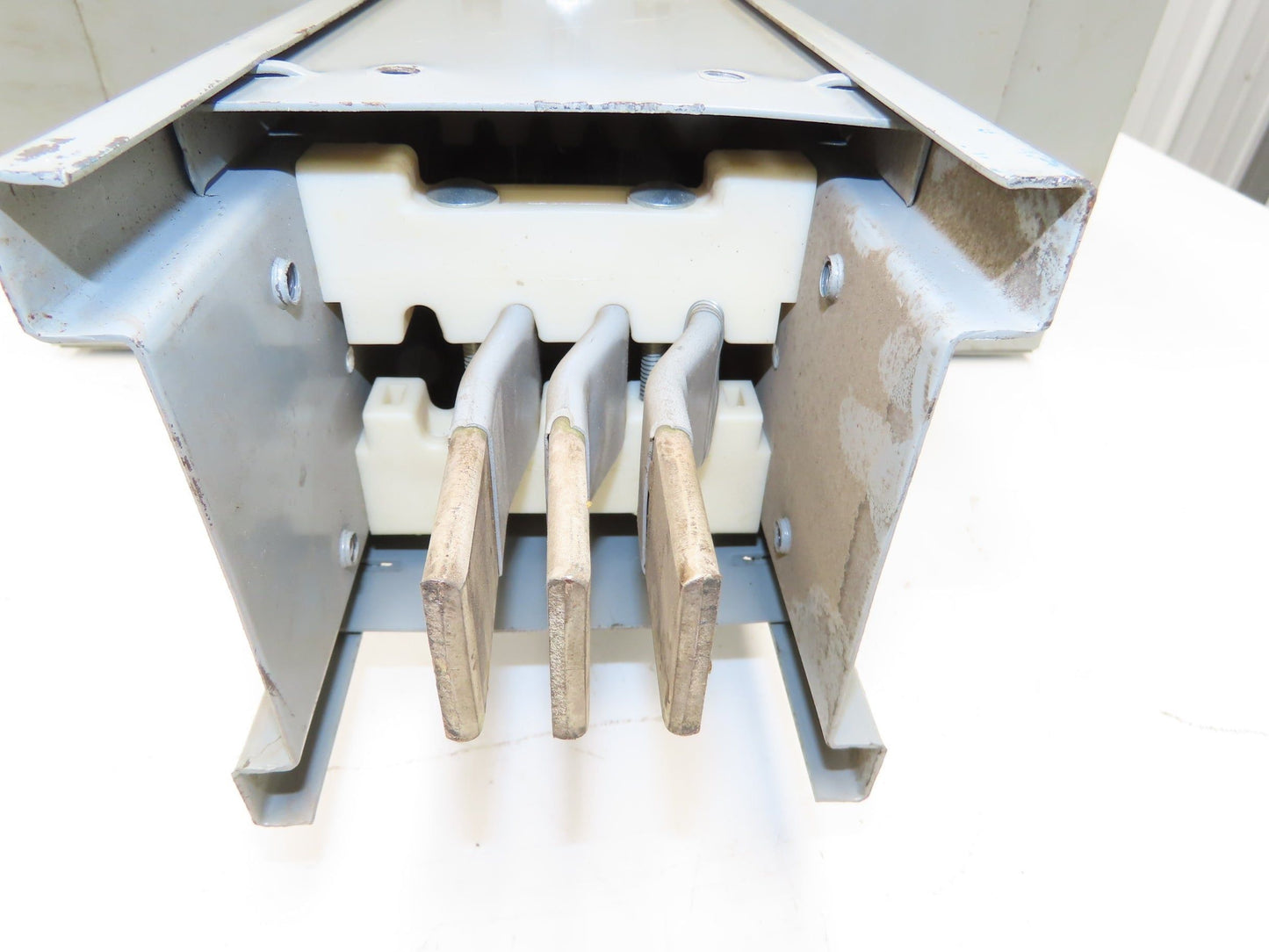 Siemens ITE XL-X Busway 400A 3PH 3W 600V End Tap Box Bus Bar Duct