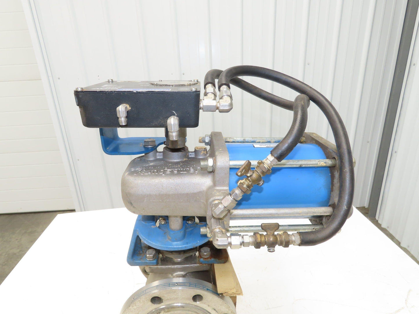 Neles Jamesbury 4" Stainless Flanged Ball Valve 316SS 100PSI Pneumatic Actuator