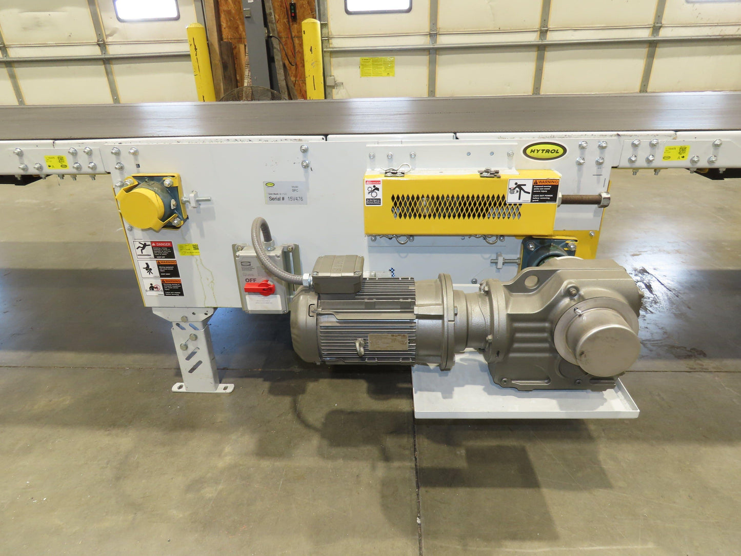 Hytrol BPC 43"x 30' 6" Slide Bed Conveyor Parcel Belt 5Hp 3PH Center Drive 98fpm