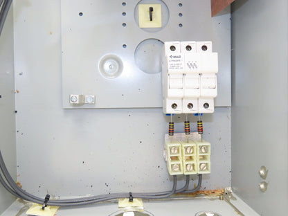 Cutler Hammer Eaton DH363UDKW Safety Disconnect Switch 100A 600V 3Ph Non Fused