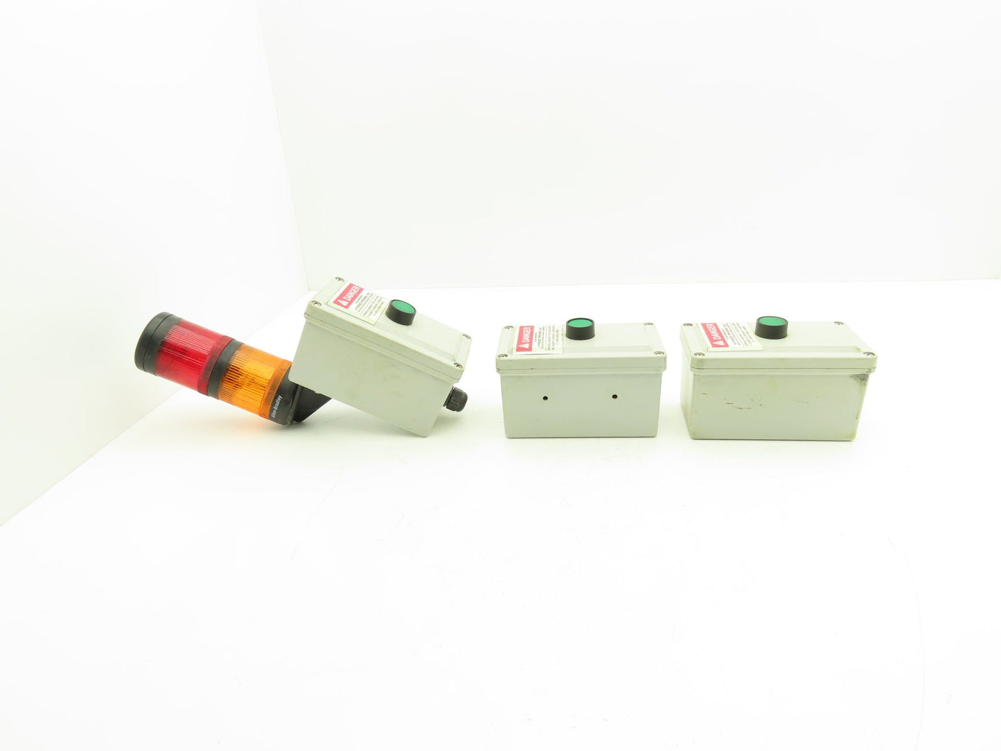 Allen Bradley 855T BVM Single Pushbutton 1 Stack Light Tower Activation Lot of 3