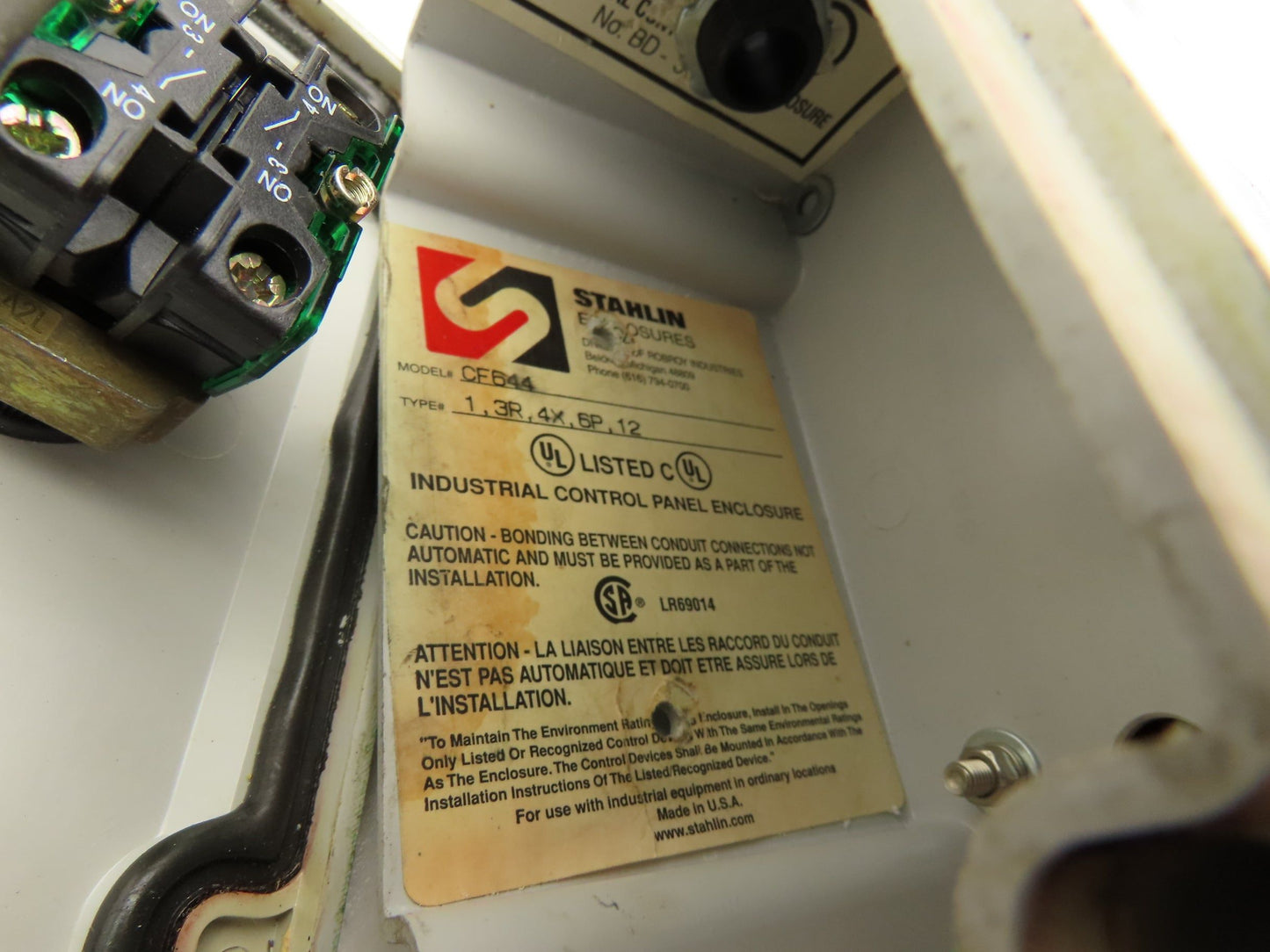 Allen Bradley 855T BVM Single Pushbutton 1 Stack Light Tower Activation Lot of 3