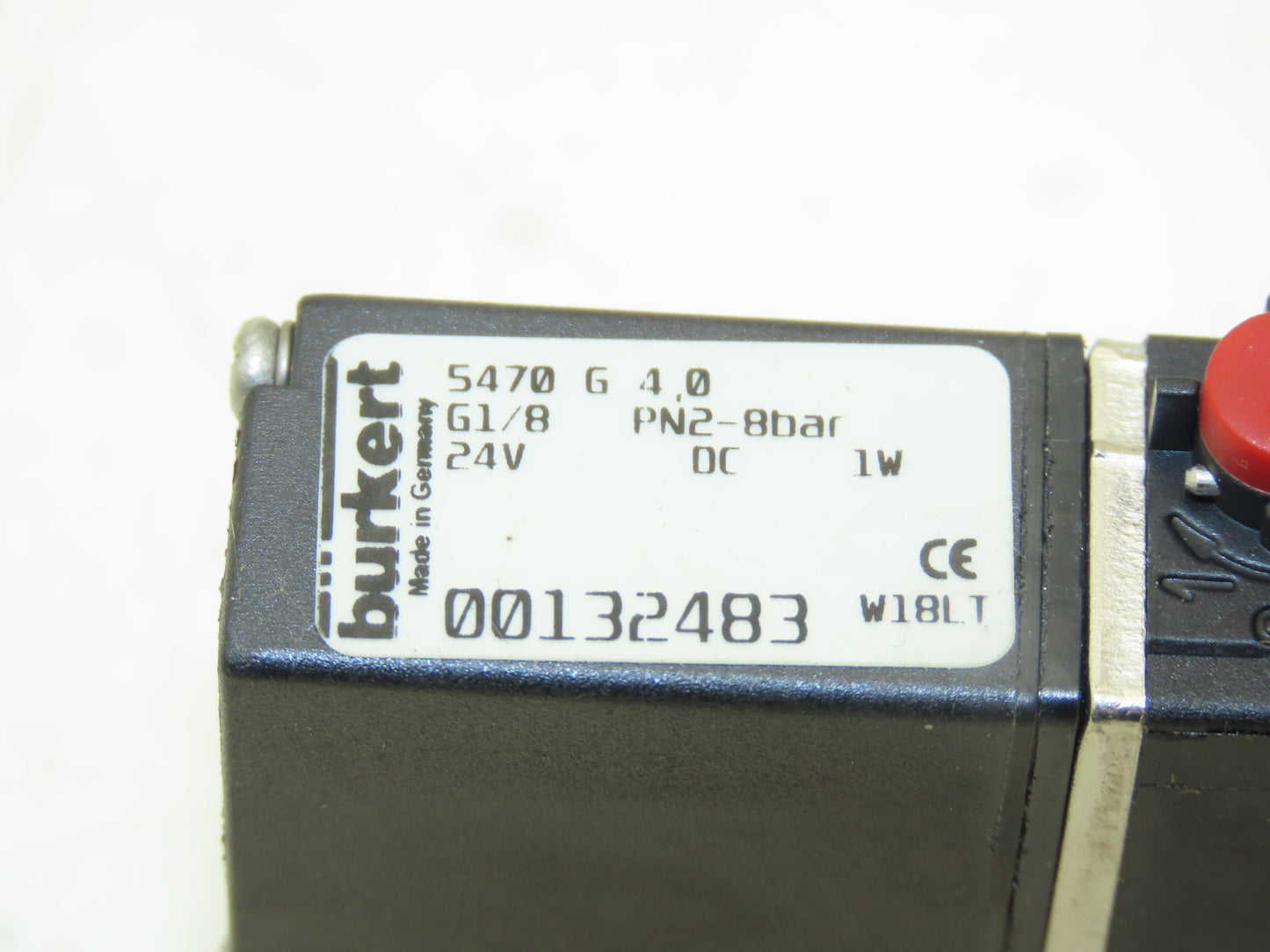 Burkert 00132483 Pneumatic Air Valve 2-8bar 24vdc G1/8 Manifold Mount