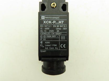 Telemecanique XCK P102H7 Limit Switch Roller Plunger 240vac 3A