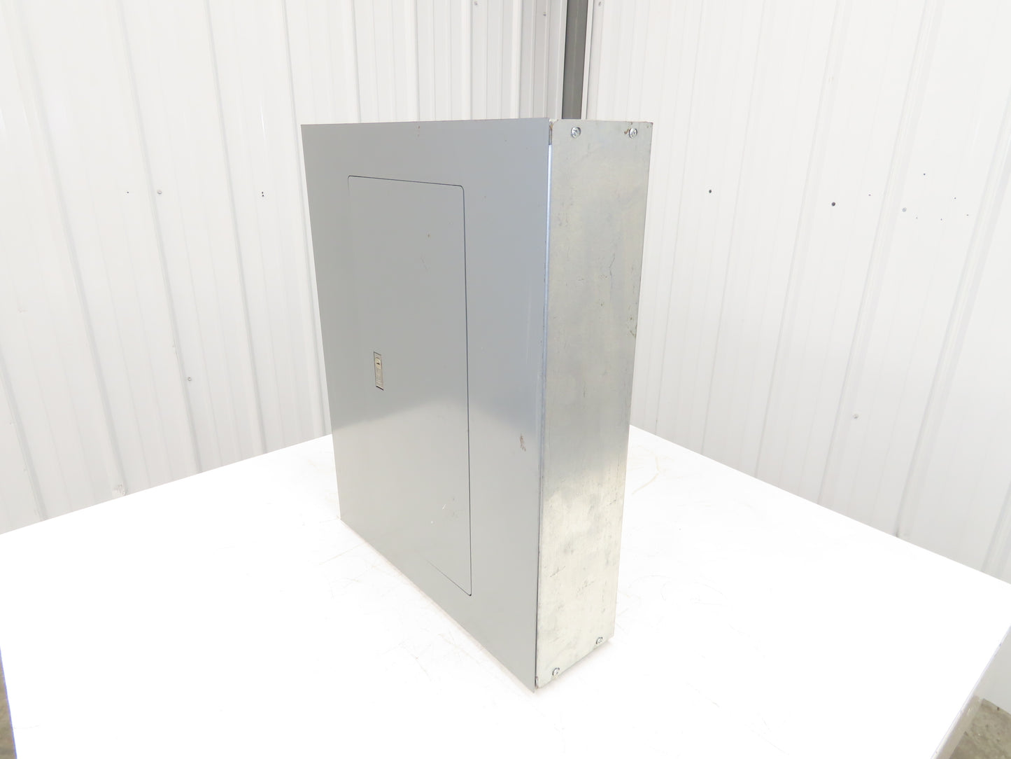 Square D NQOD20M100 Panelboard Load Center Breaker 100A 120/240V 1PH 22 Space