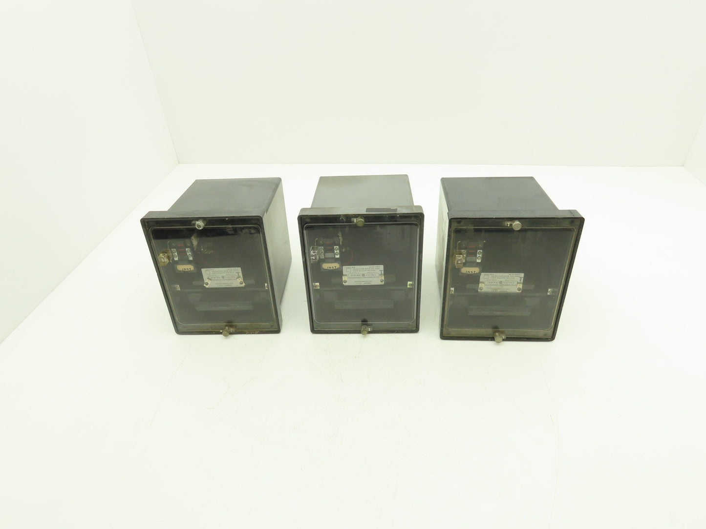 GE 12HFC11B1A Instantaneous Overcurrent Relay 50/60Hz 0.5-4.0 Amperes Lot of 3