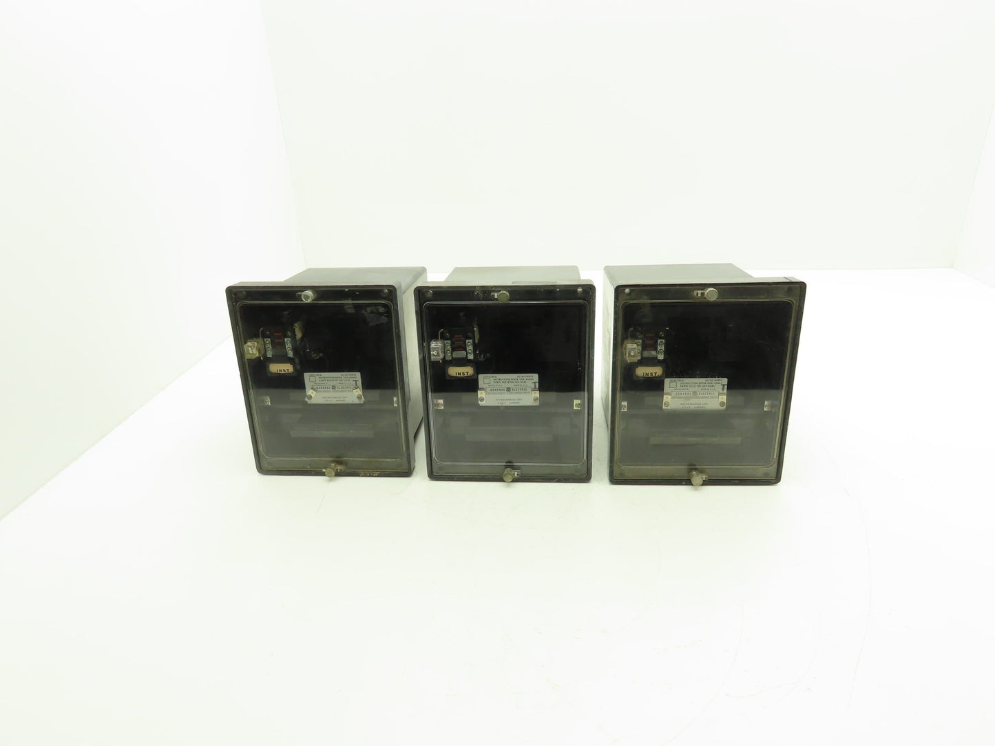 GE 12HFC11B1A Instantaneous Overcurrent Relay 50/60Hz 0.5-4.0 Amperes Lot of 3