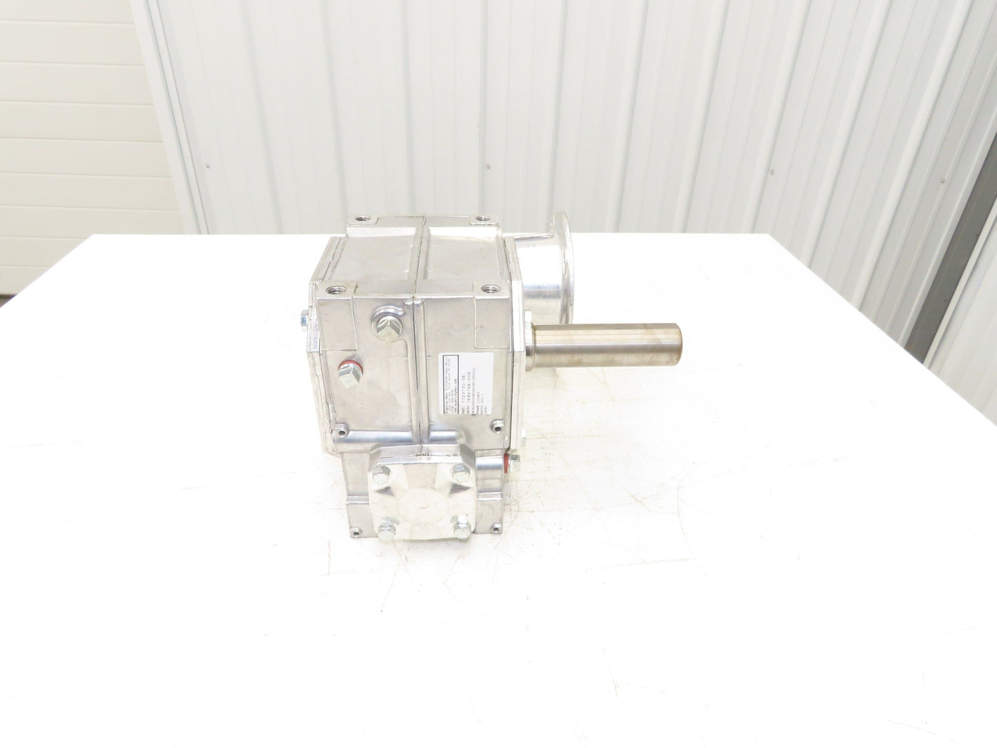 Electra Gear D30MC5600R7/FX0001 Double Reduction Gearbox 600:1 Ratio 2.9rpm 56C