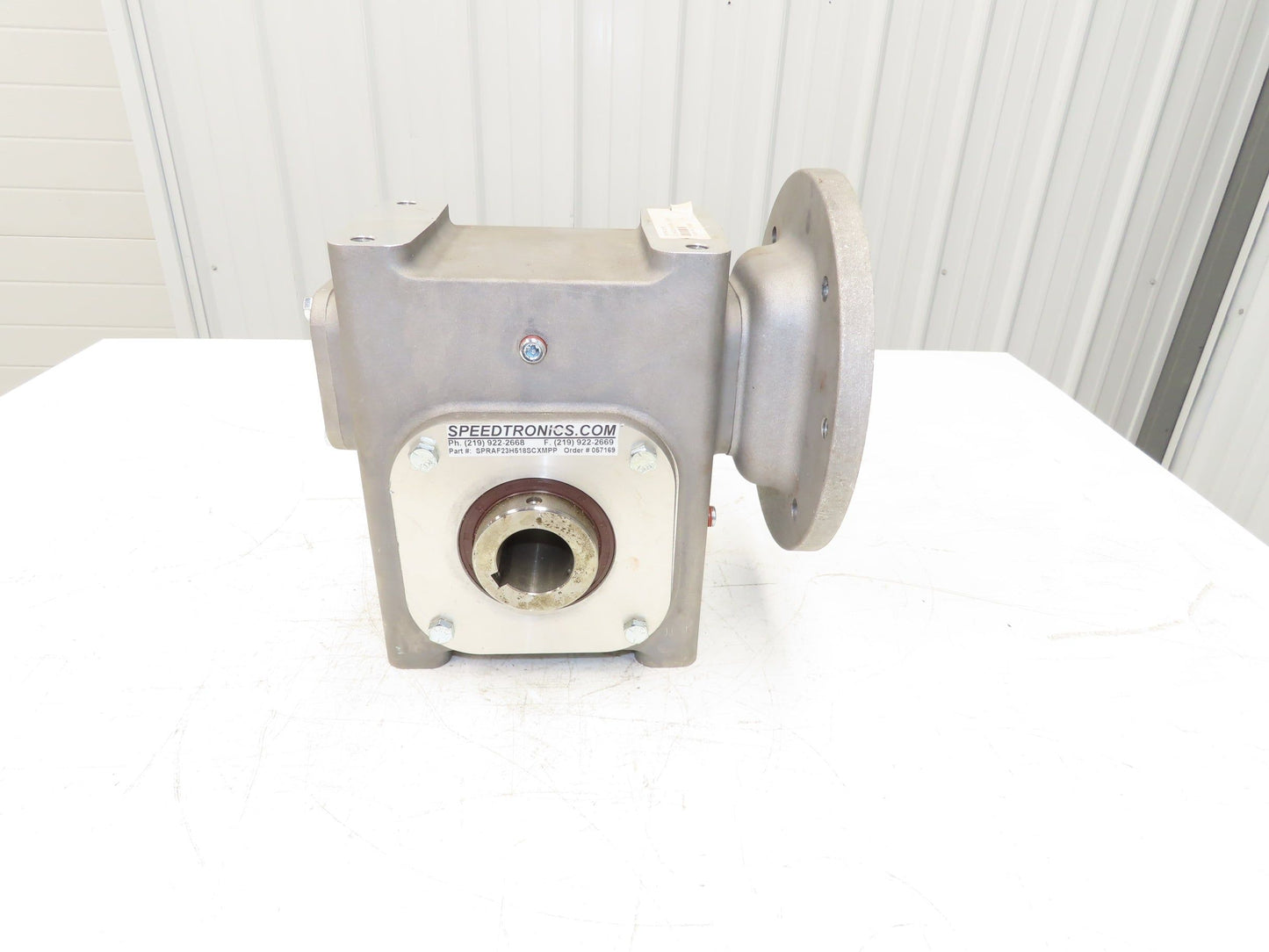 Electra Gear EL-HM-832-5-H1-180-27 Gearbox 5:1 Ratio 350rpm 180TC Hollow Shaft