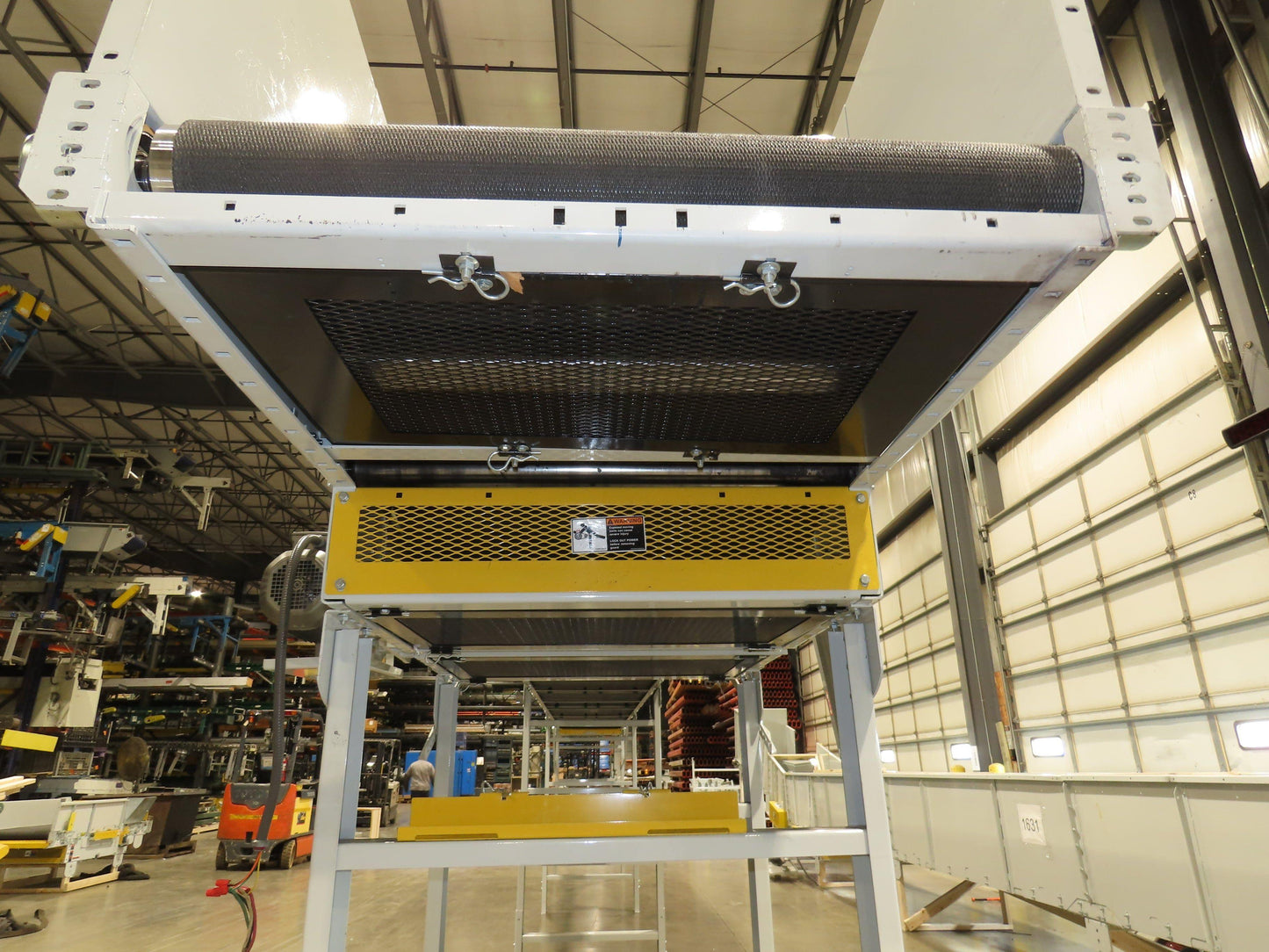 Hytrol HSS 37"x 40' 6" Slider Bed Conveyor 35" Belt 3Hp 3PH Center Drive 127fpm