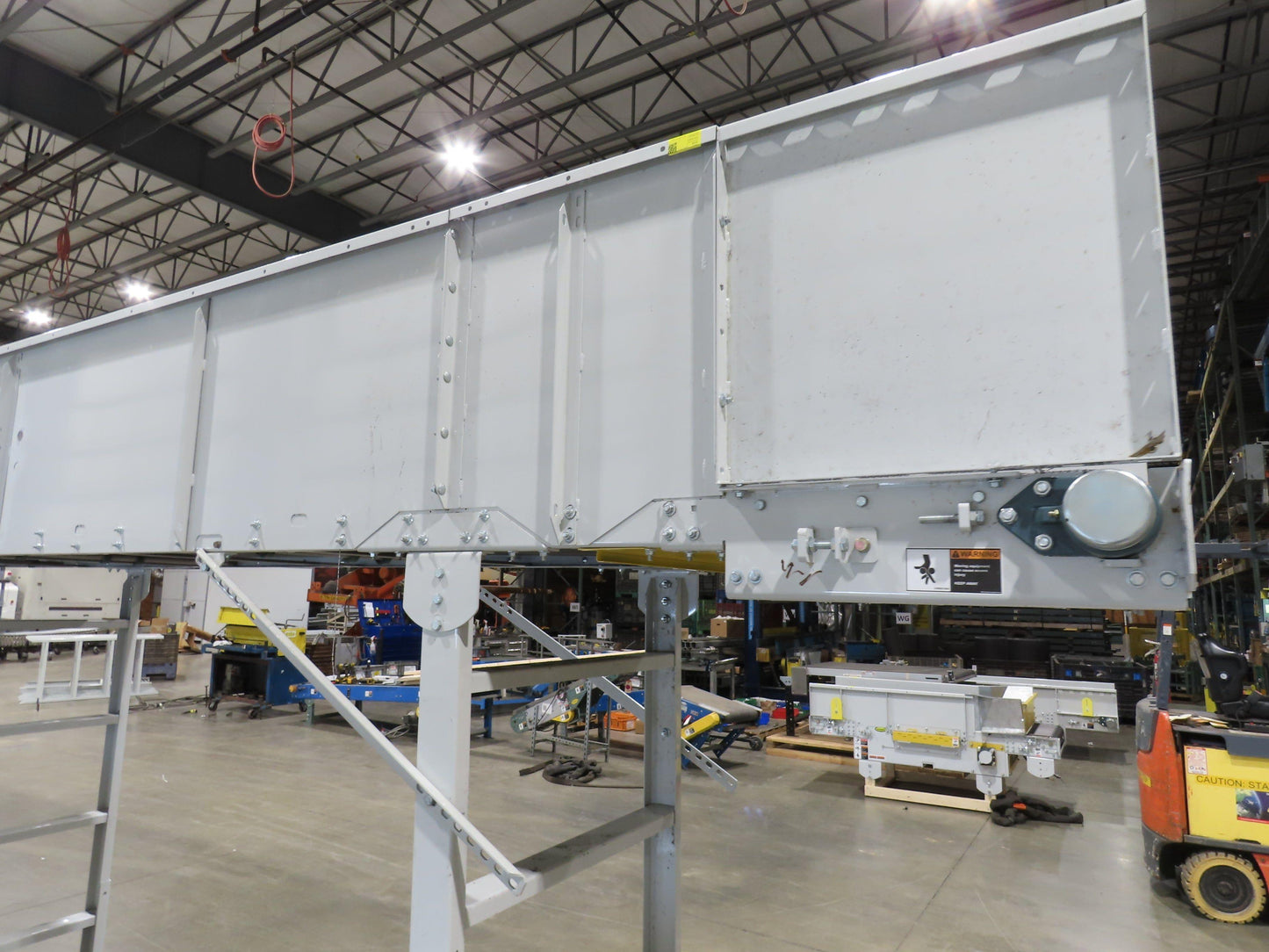 Hytrol HSS 37"x 40' 6" Slider Bed Conveyor 35" Belt 3Hp 3PH Center Drive 127fpm