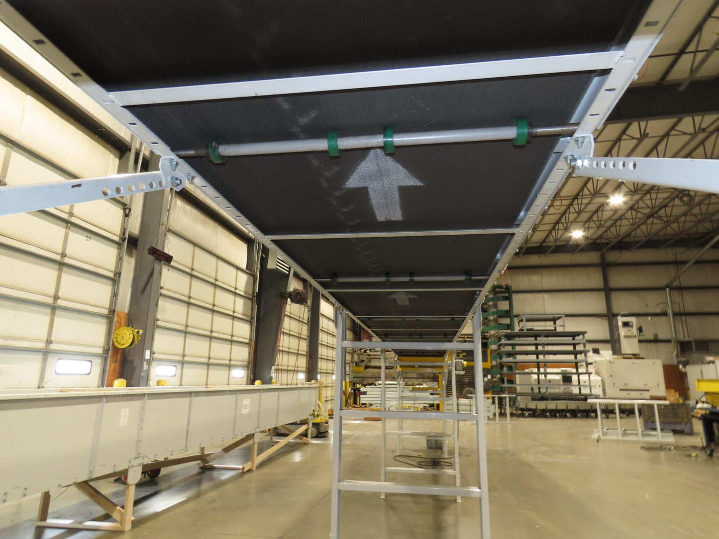 Hytrol HSS 37"x 40' 6" Slider Bed Conveyor 35" Belt 3Hp 3PH Center Drive 127fpm