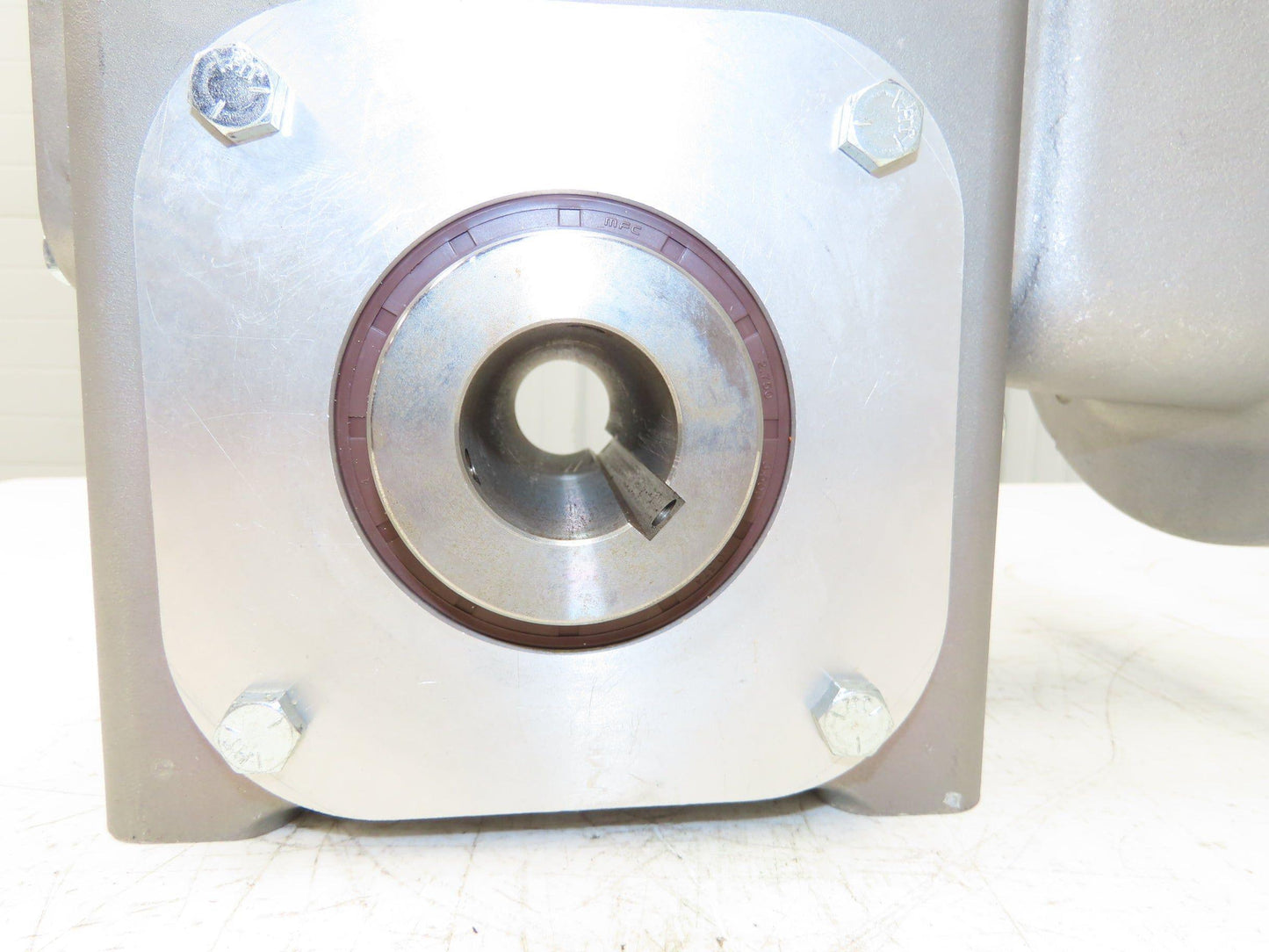 Electra Gear Speedtronics EL-HM-830-20-H1 Gearbox 20:1 Ratio 180TC Hollow Shaft