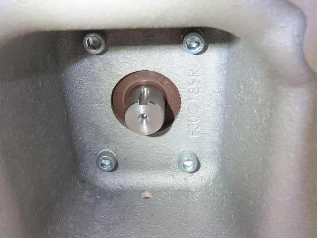 Electra Gear Speedtronics EL-HM-830-20-H1 Gearbox 20:1 Ratio 180TC Hollow Shaft