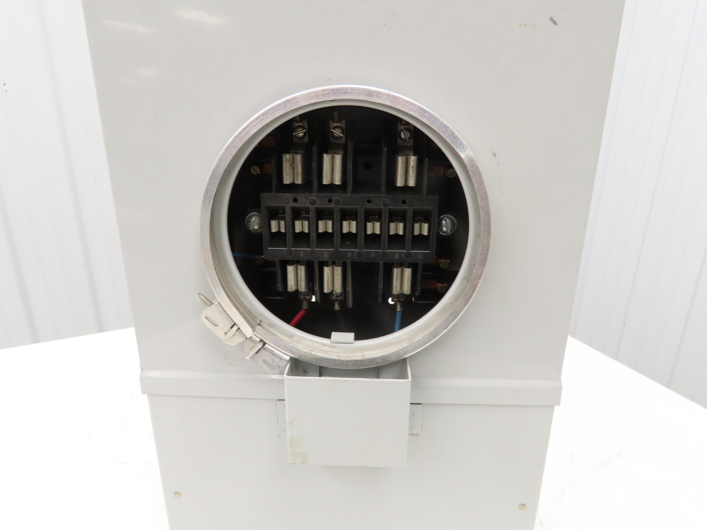 Meter Devices Co. 602U3040C13-127 Meter Socket 30A 3Ph 600V 4 Wire 13 Terminal