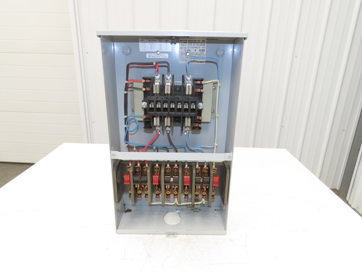 Meter Devices Co. 602U3040C13-127 Meter Socket 30A 3Ph 600V 4 Wire 13 Terminal