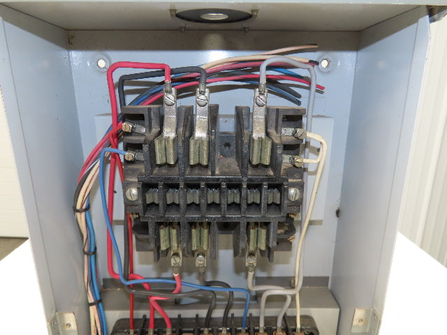 Landis Gyr 602U3040C13-127 Meter Socket 30A 3Ph 600V 4 Wire 13 Terminal