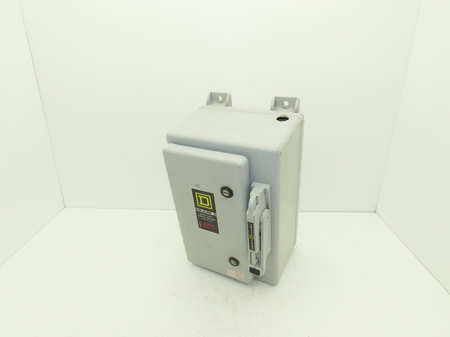 Square D HU-361-DF Safety Disconnect Switch 30A 600VAC 30HP 3Ph Non Fused
