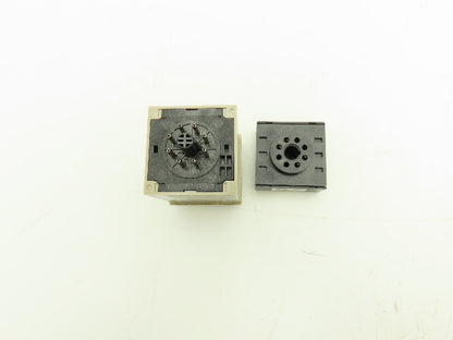 Omron H3CR-A8E Solid-State Timer Relay Socket 100-240V 1.2 Sec-300 Hours