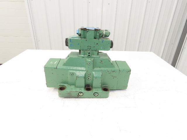 Vickers DG4V-3-6C-M-FW-B6-60 Directional Solenoid Valve 115V CETOP 10 Base