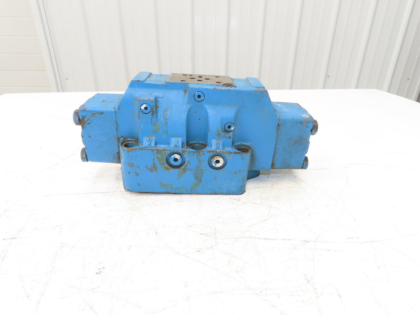 Vickers DG5S H8 6C T-M-P BWLB 50 Hydraulic Directional Valve *Fits DG4V-3 Pilot
