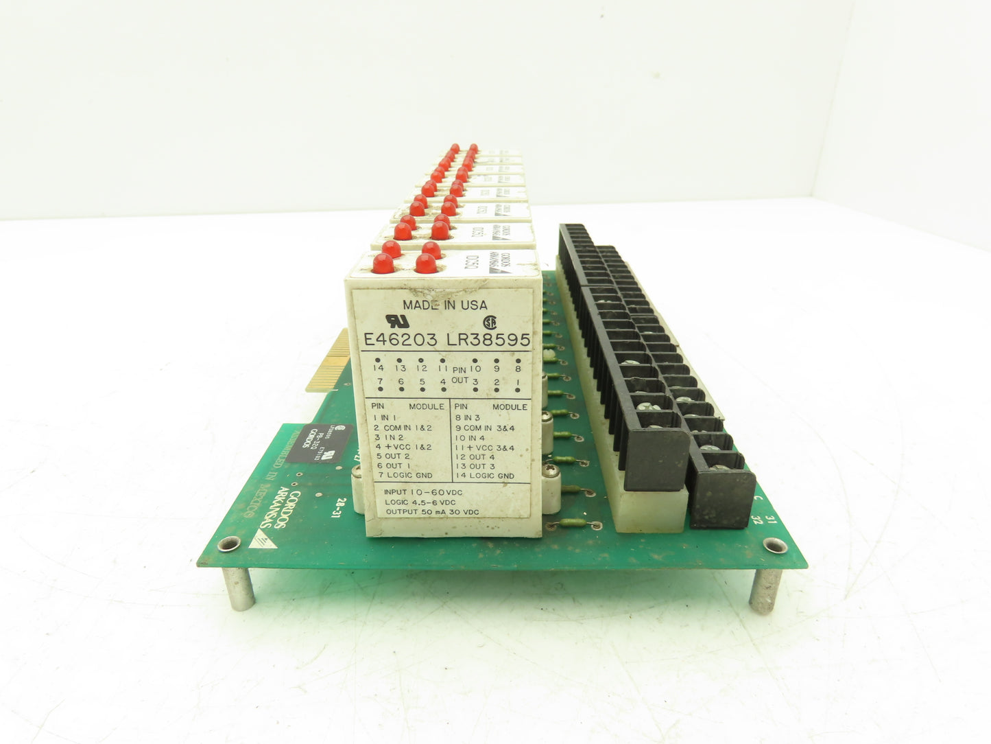 Gordos Arkansas PB-32Q Circuit Board with 8 IDC5Q 4-Channel input Modules
