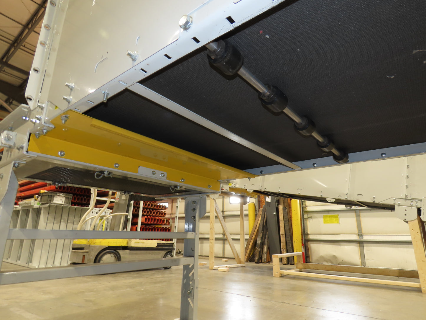 Hytrol BPC 43"x 43' Slider Bed Conveyor 41" Belt 3Hp 3PH Center Drive 159fpm