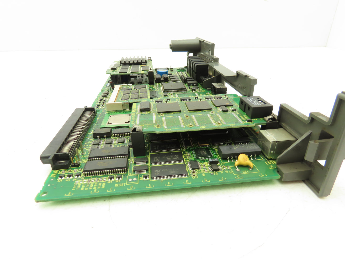 Fanuc A16B-3200-0412/ 08A Main Board Slot Card With SRAM CPU Servo Cards