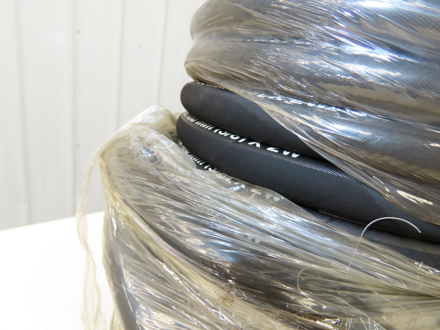 Parker 302-6-RL 3/8" Hydraulic Hose 4750psi Steel Braid 100' Spool