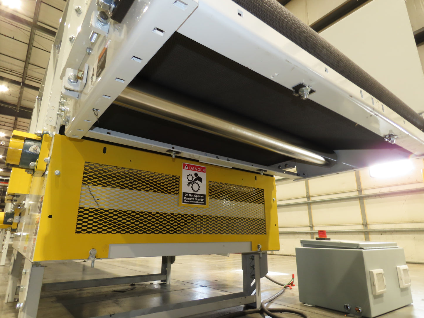 Hytrol BPC 43"x 65' Slider Bed Conveyor 41" Belt 7.5Hp 3PH Center Drive 170fpm