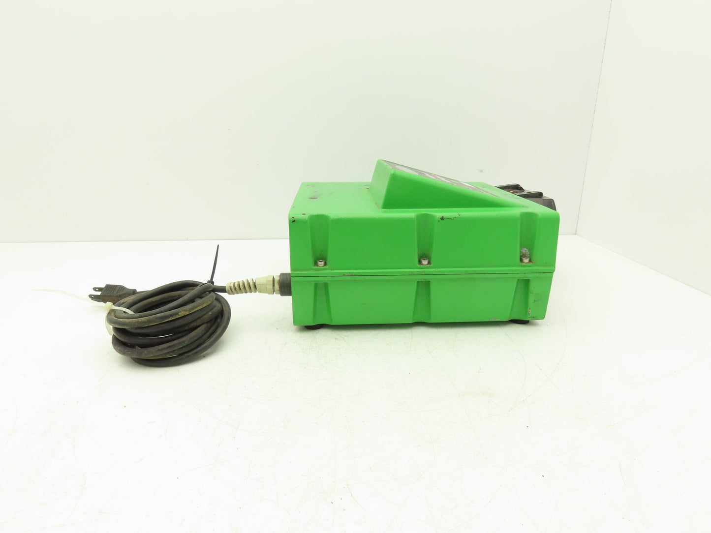 Watson Marlow 504DU Peristaltic Pump 55rpm/220rpm 120/240vac 50/60Hz 2200ml/min