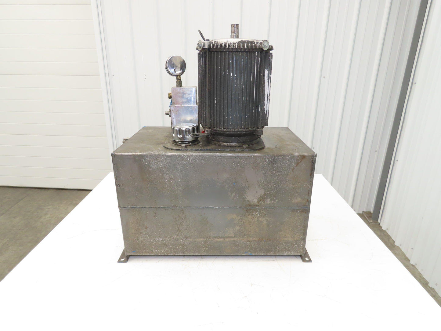 Haldex 6W632 Hydraulic Power Unit 15 Gal Tank 2.5gpm 3000psi 5Hp 230/460V 3PH