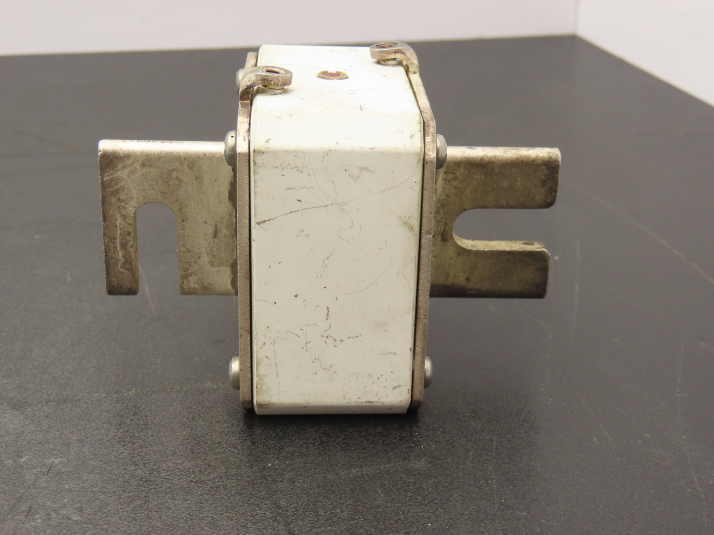 Mersen Ferraz Shawmut Q300256 Protistor Fuse High Speed 690VAC 1250A 33aR