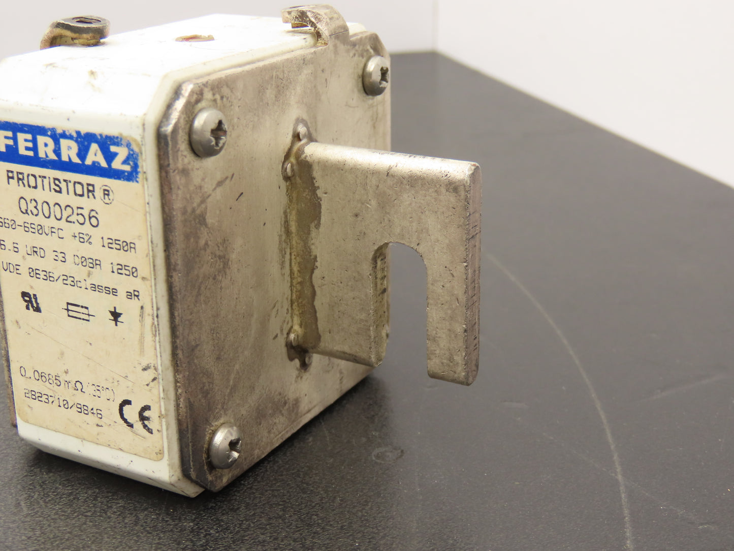 Mersen Ferraz Shawmut Q300256 Protistor Fuse High Speed 690VAC 1250A 33aR