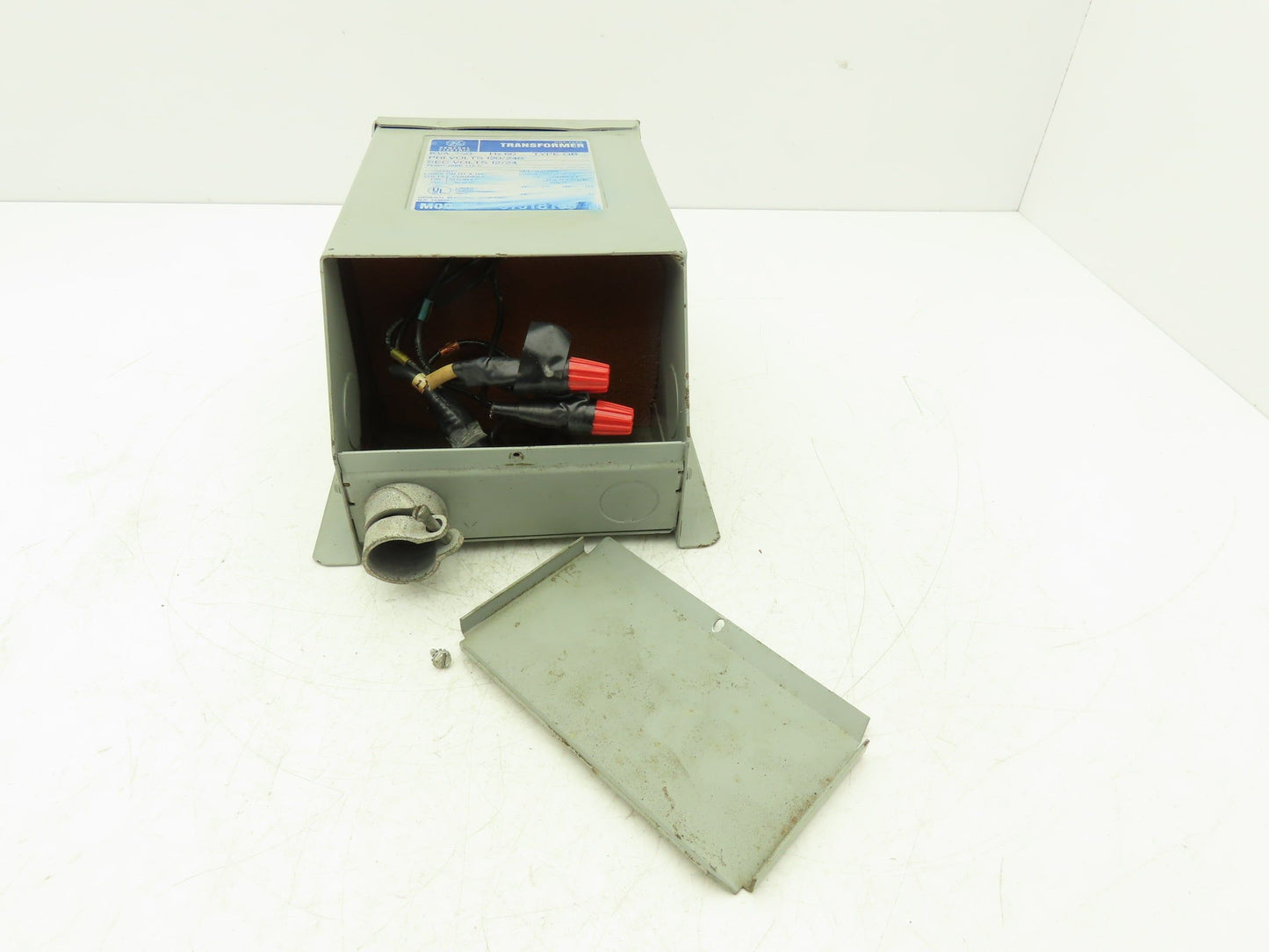 GE General Electric 9T51B109 Transformer .75kva 120/240V - 12/24V 1PH Type Q-B