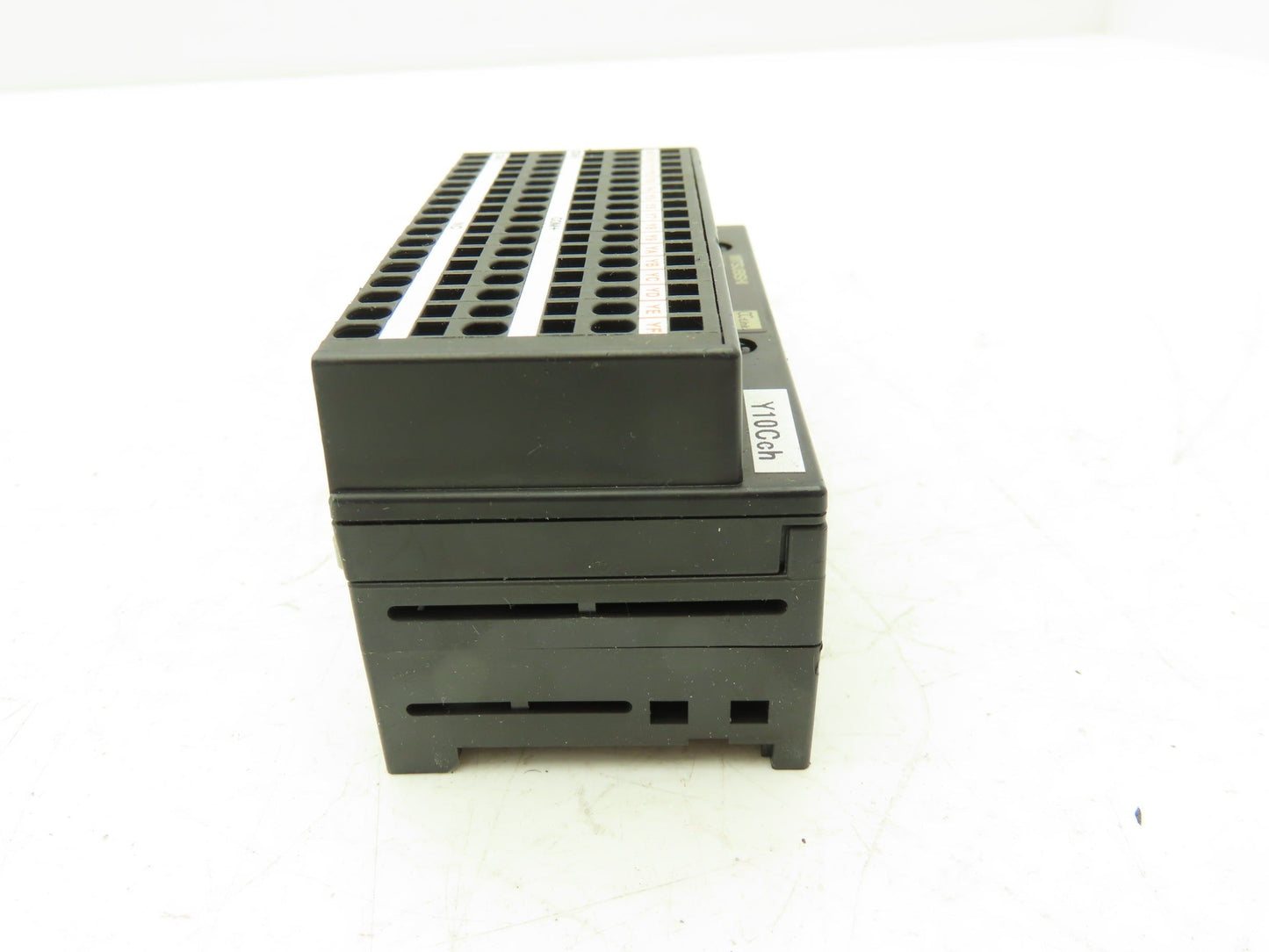 Mitsubishi AJ65VBTS2-16T Remote I/O Controller MELSEC-A Series