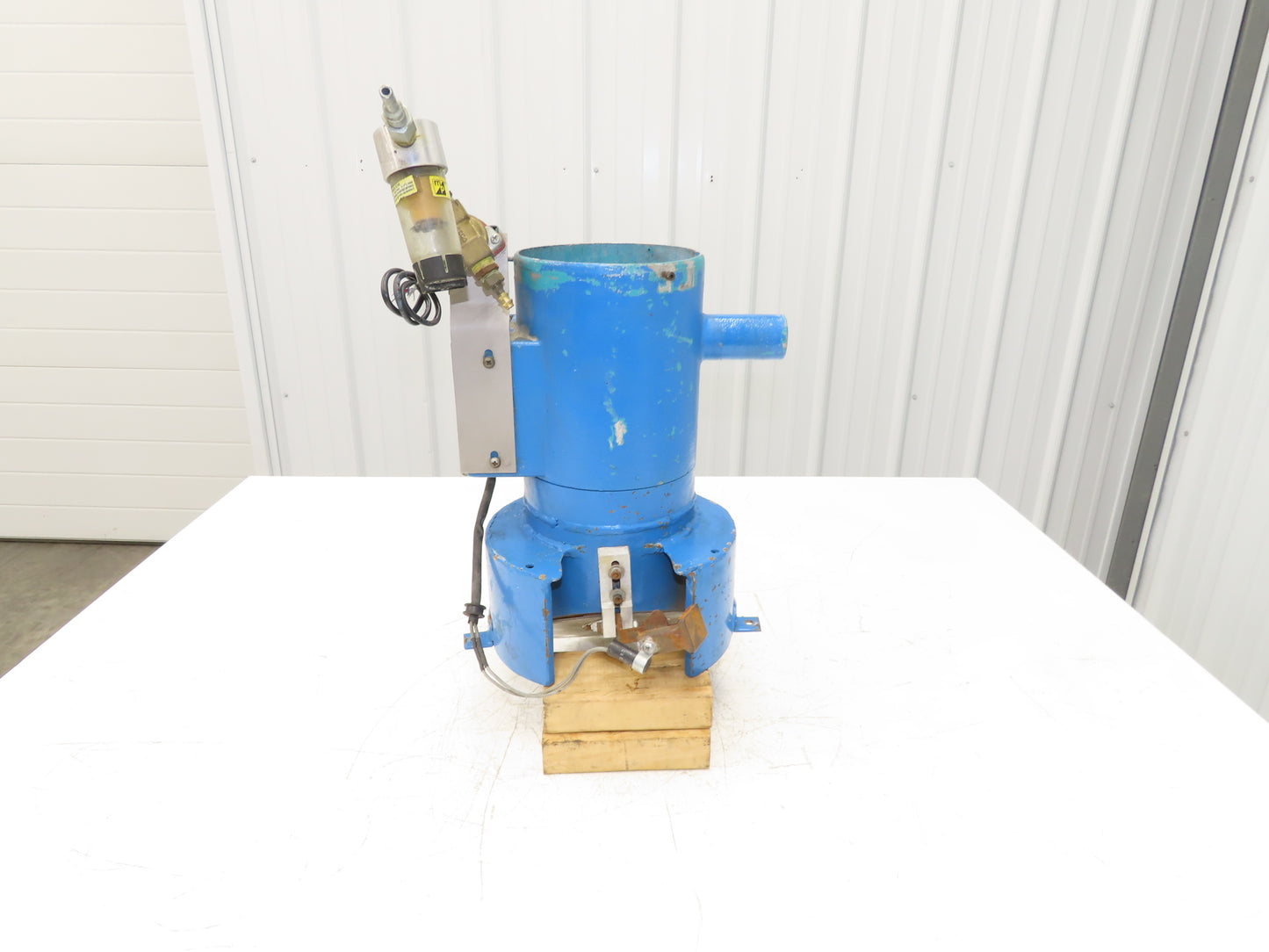 Universal Dynamics QDRAW Pneumatic Vacuum Hopper Loader 6" Flap Tube 120V