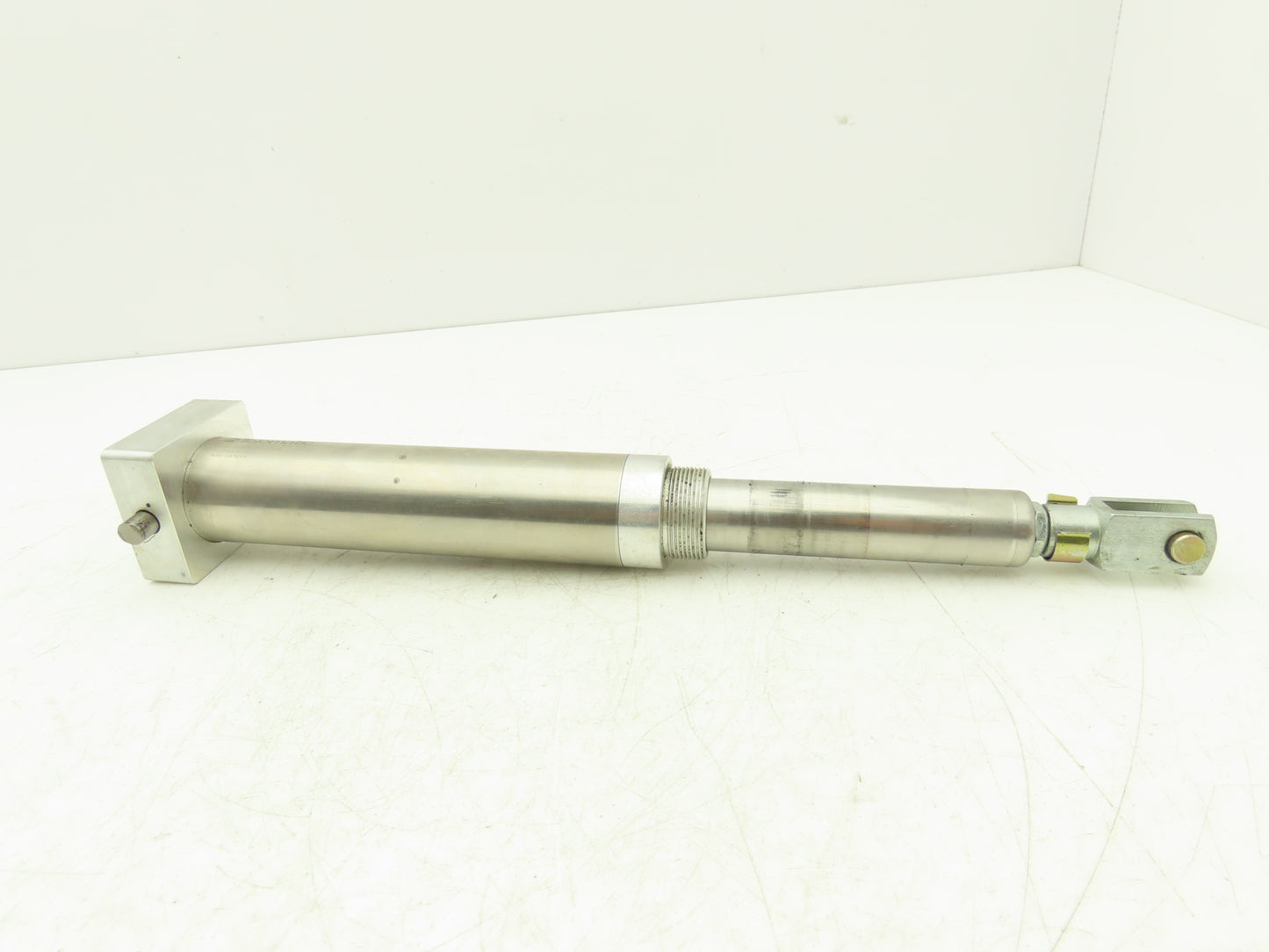 Tolomatic ERD15 BNM05 Linear Actuator Ball Screw 1/4" In 4.25" Stroke Base Mount