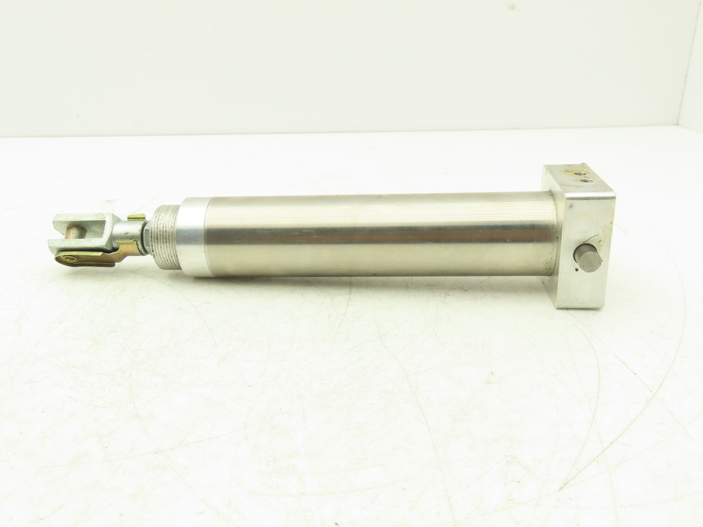 Tolomatic ERD15 BNM05 Linear Actuator Ball Screw 1/4" In 4.25" Stroke Base Mount