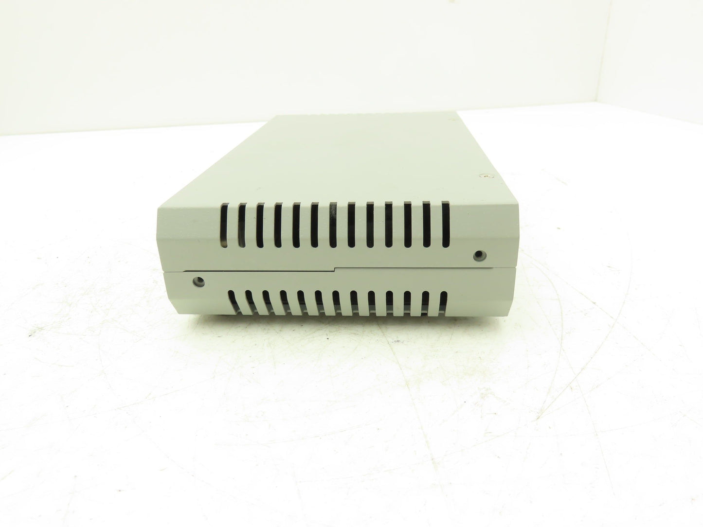 Allied Telesis FS716TL V2 Fast Ethernet Switch CentreCOM 16 Port 100-240VAC