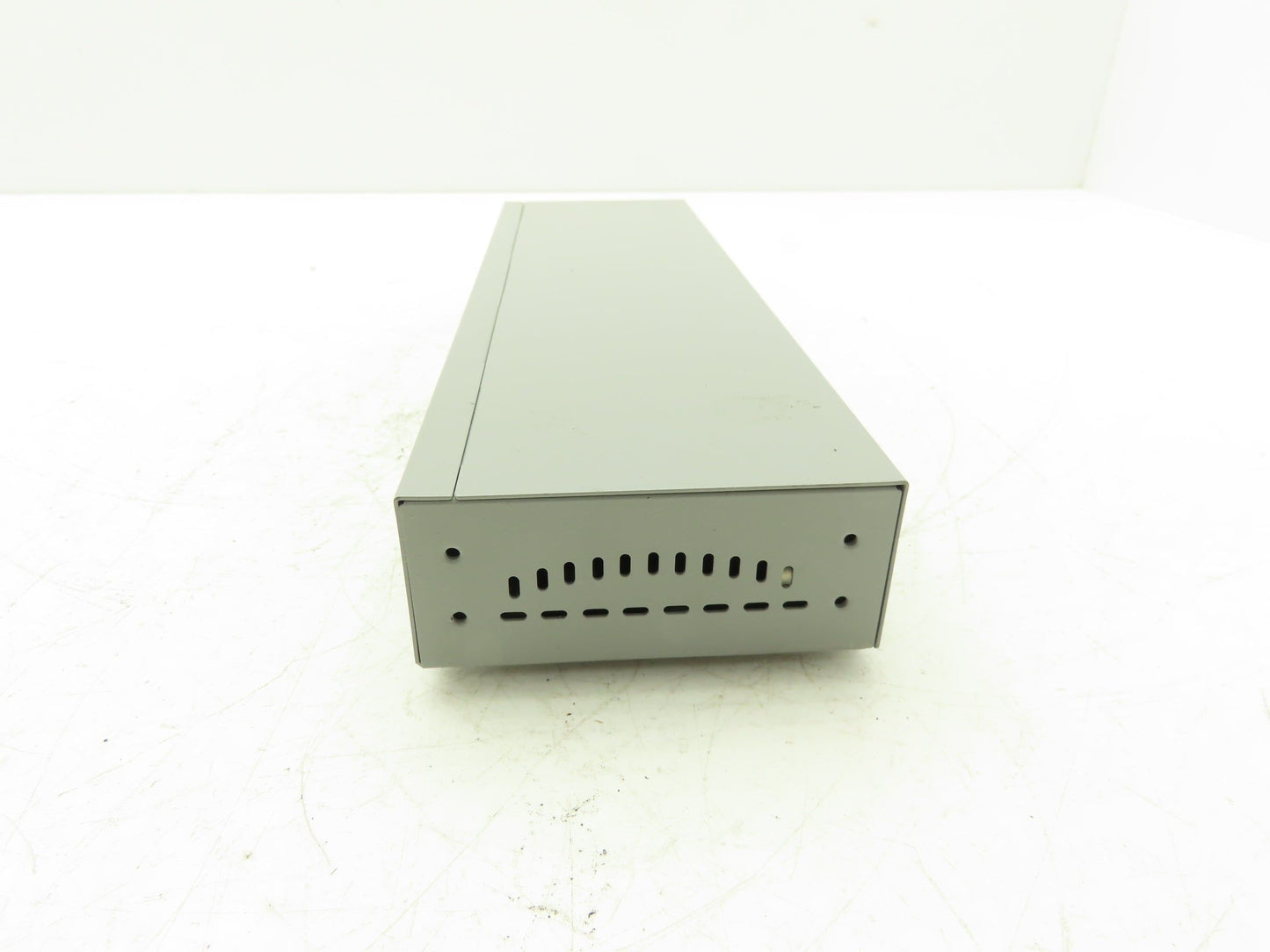 Allied Telesis FS716TXL Fast Ethernet Switch CentreCOM 16 Port 100-240VAC 0.4A