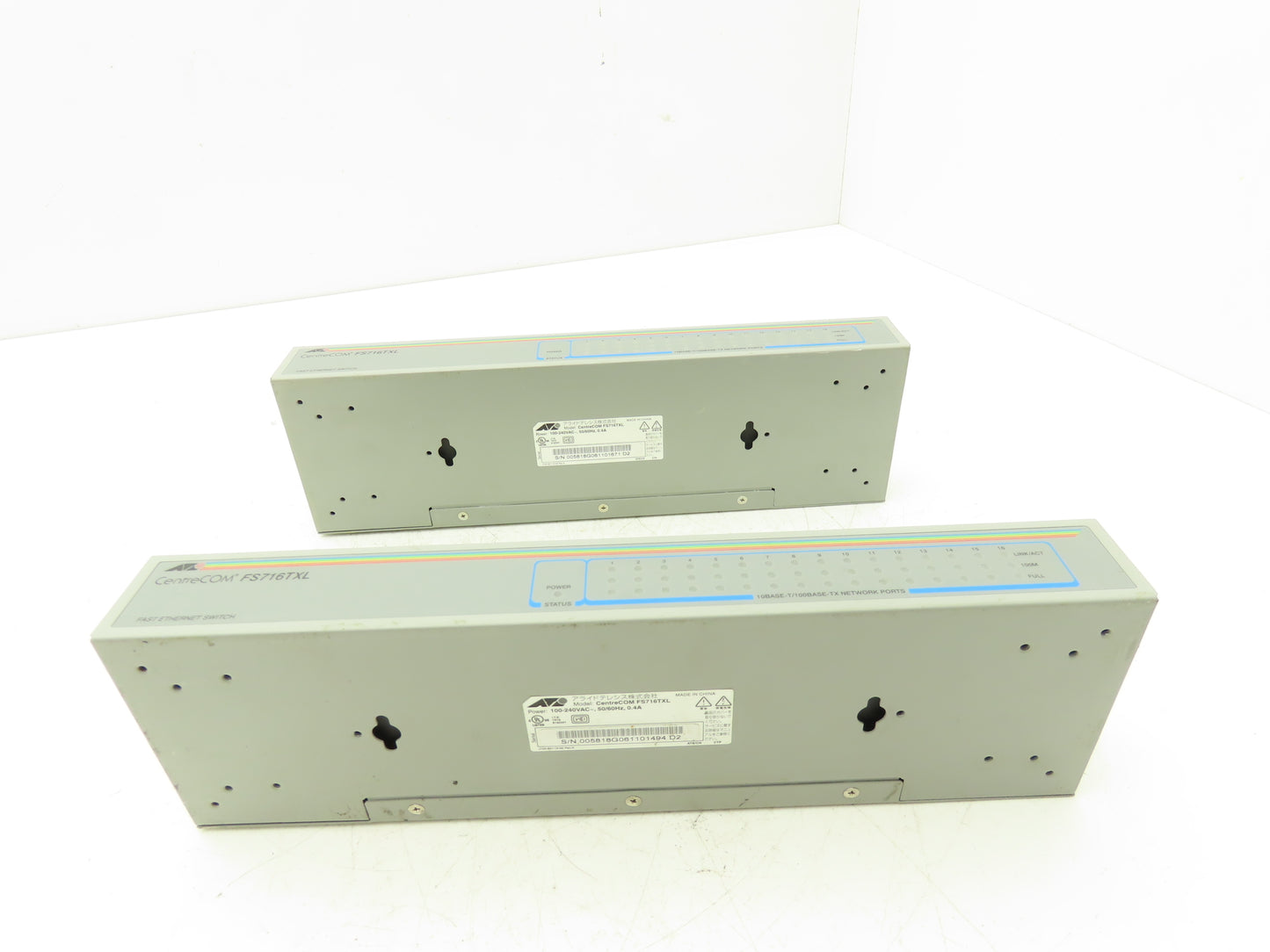 AT FS716TXL Fast Ethernet Switch CentreCOM 16 Port 100-240VAC 0.4A Lot of 2
